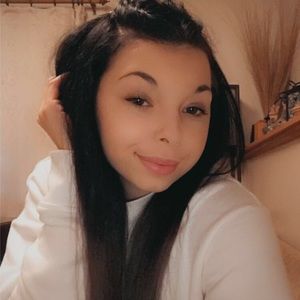 Meet your Posher, Lizzy